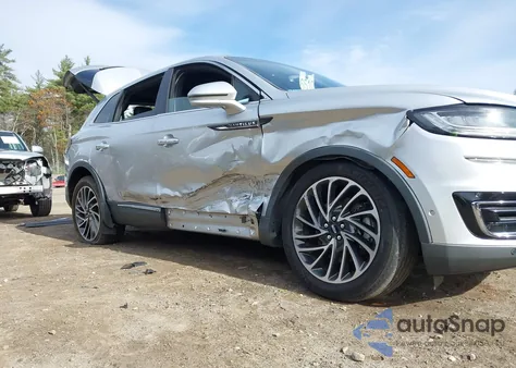 2019 Lincoln Nautilus Reserve z USA, uszkodzony, nr VIN 2LMPJ8L95KBL33543